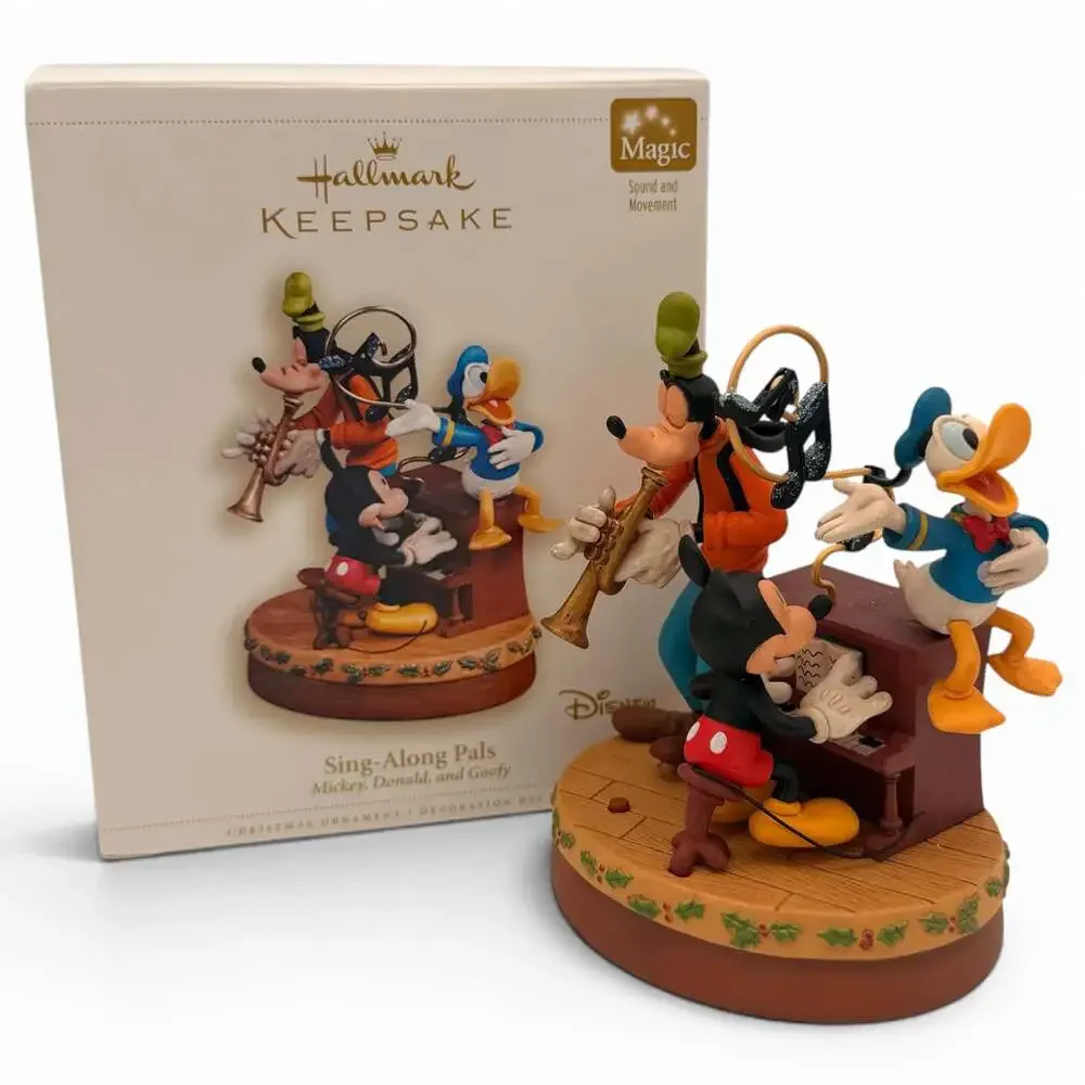 2006 Hallmark Keepsake Disney Pals Mickey, Donald, and Goofy Magic Ornament
